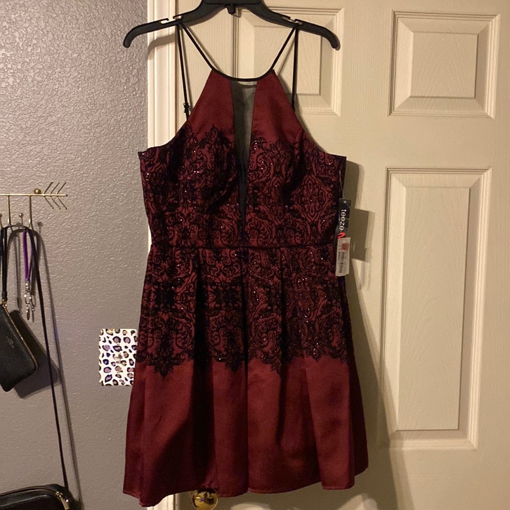 Short formal dress